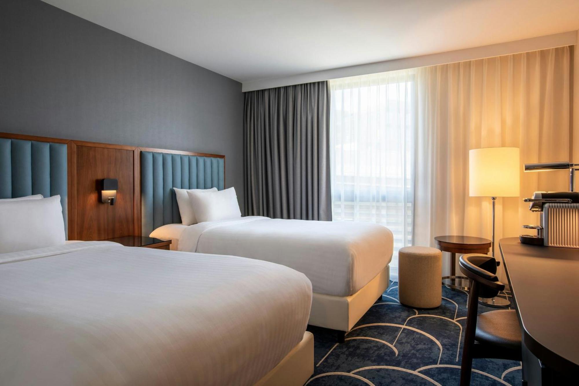 Courtyard By Marriott Paris Hotel Arcueil