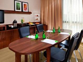 Courtyard By Marriott Paris 4*